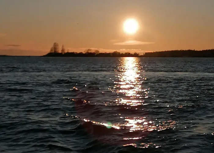 Rantahelmi-huvila 别墅 *