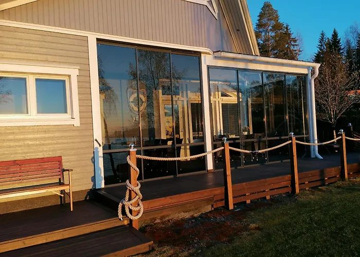 别墅 Rantahelmi-huvila *